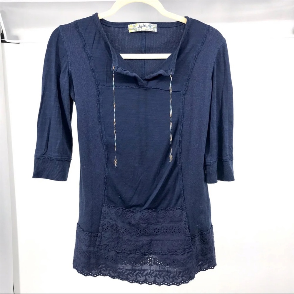 tyte Blue Tunic Eyelet Pocket Shirt S/M